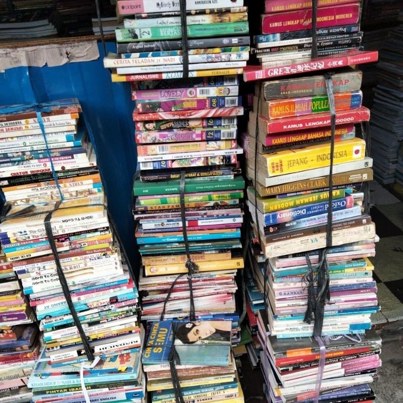 Buku