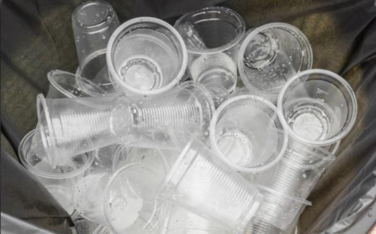 Aqua Gelas Bersih